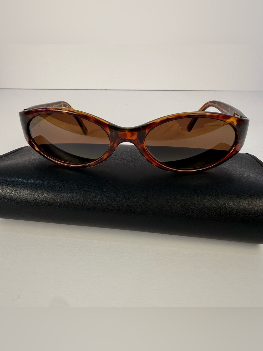 Maui Jim Malia MJ125-10 Tortoiseshell- Brown Lenses Vintage Discontinued